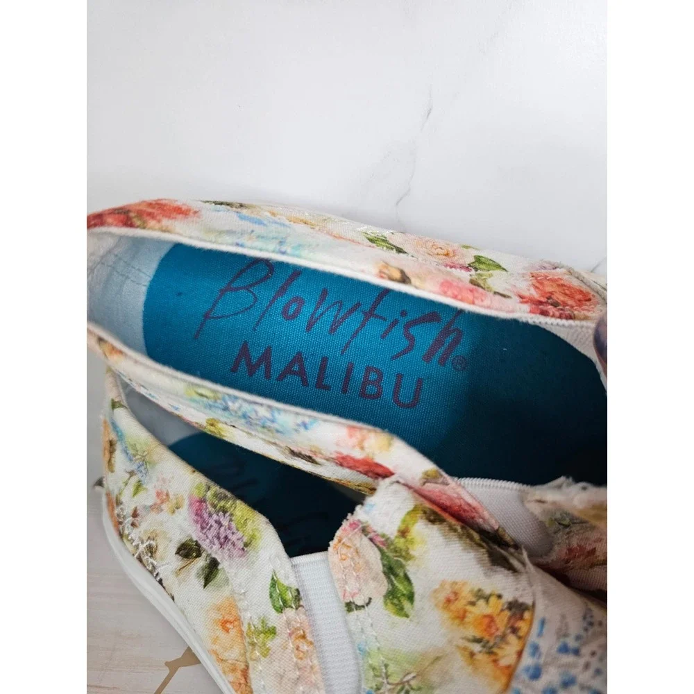 Blowfish Malibu Womens Floral Canvas Slip On Sneakers White Size 8.5